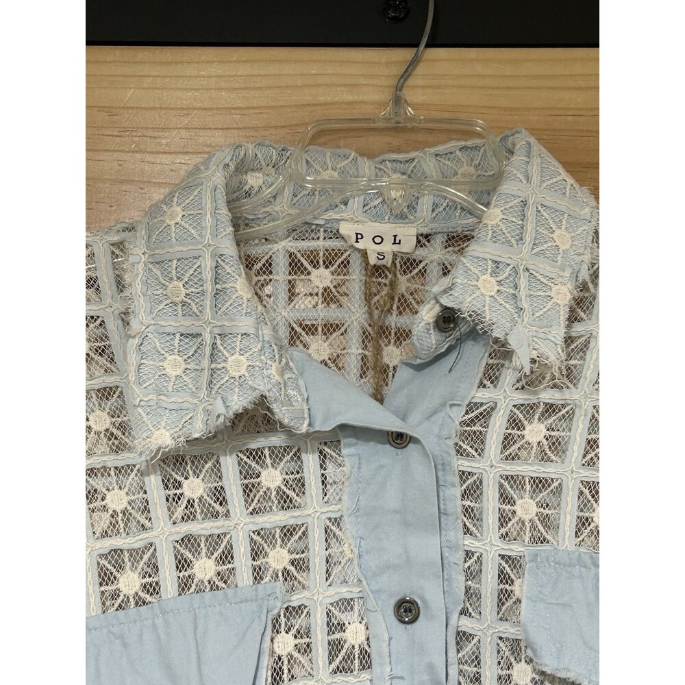 POL Women’s Button Up Top Lace Blue Bottom Pockets NWT Size Small Boho Country - Picture 3 of 9